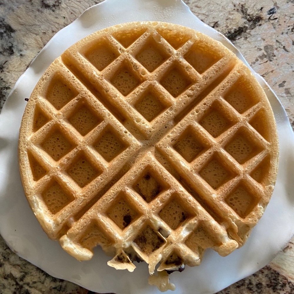 Meet your Posher, Emilia